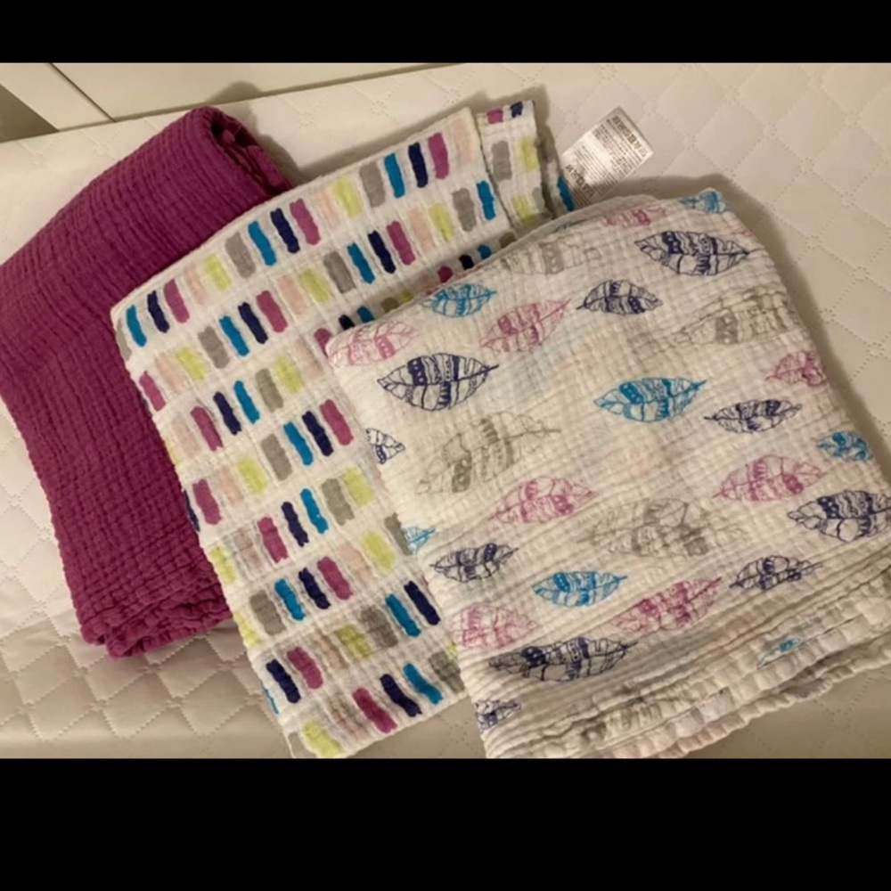 aiden and anis set of 3 muslim swaddles